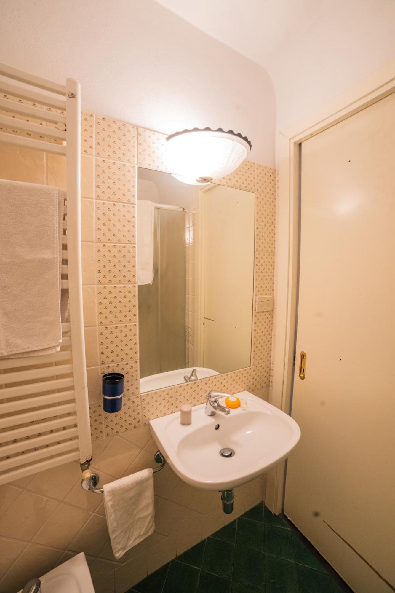 S4 Tower - Dolcevita Apartment Florenz